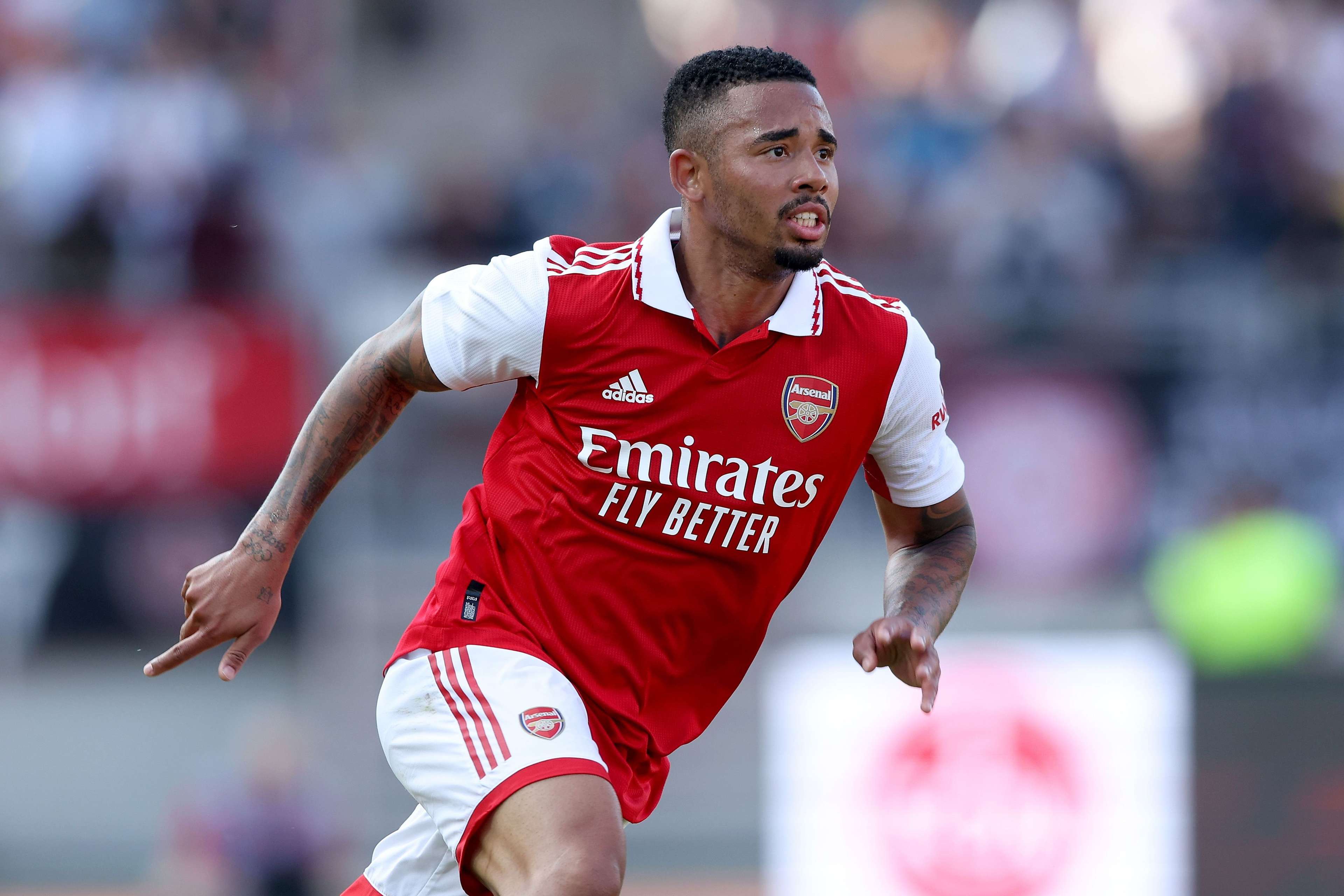 杨家玉携手石升吉勇夺马拉松竞走混合接力冠军